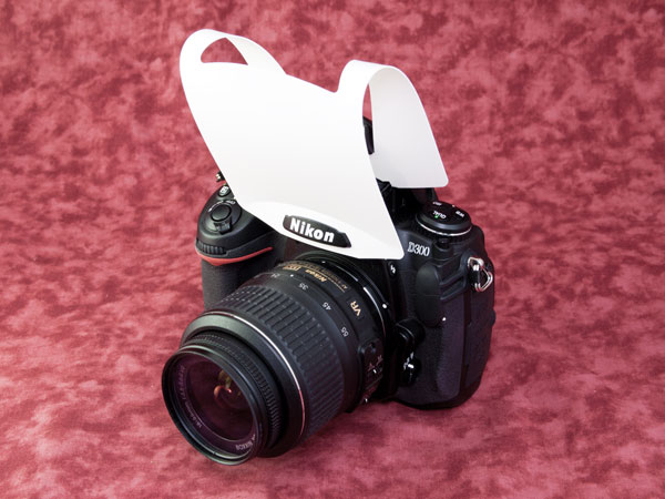 Nikon D300 ストロボディフューザー装着状態１