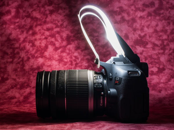 Canon EOS Kiss X8i ストロボディフューザー装着状態３